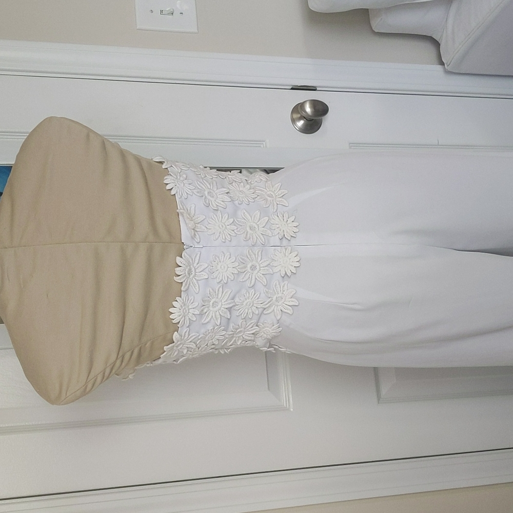 Vintage White Jumpsuit Flower details - Picture 6 of 8